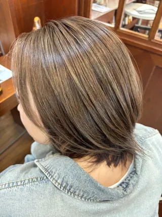 ショート カラー 長谷川 礼子🌐🌿のヘアスタイル