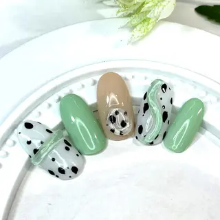 ネイル イワサキ のネイルデザイン