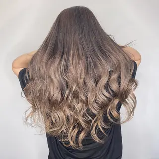 ロング 井尻 將太のヘアスタイル