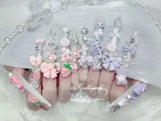 ネイル 🎀Reina🎀 長さ出し新宿のネイルデザイン