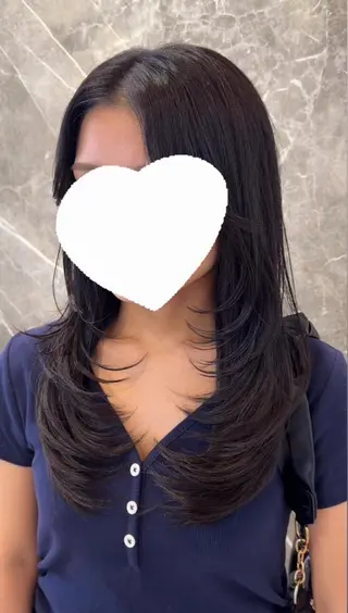 セミロング カラー レイヤー透明感カラー ブリーチ🎀オトハのヘアスタイル