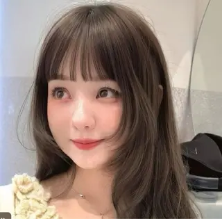 セミロング カラー Manaka ☺︎のヘアスタイル