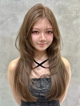 ロング Londnaitre MAHOのヘアスタイル