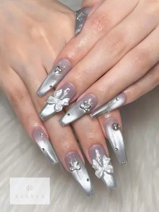 ネイル nailist SENAのネイルデザイン