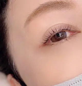 マツエク・マツパ aveuglant 加藤久佳の眉毛・アイブロウイメージ
