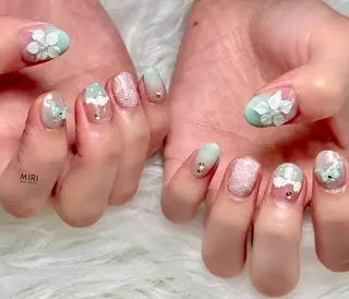 ネイル Miri nail salonのネイルデザイン