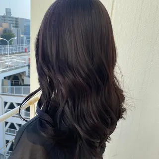 カラー Ashanti 有川のヘアスタイル