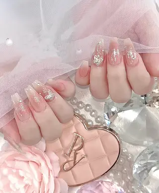 ロング E🌷nail 長さだし専門店のネイルデザイン