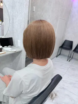 ショート カラー 🌺ハイトーン🌺 矢葺 なぎさ🌺🌺のヘアスタイル