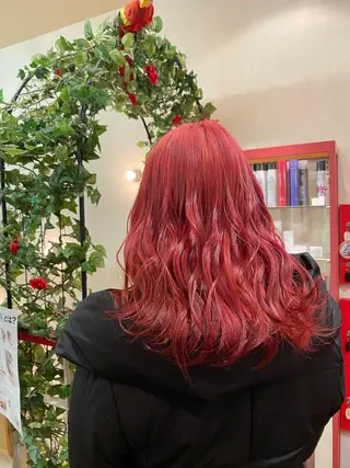 セミロング ゆぴ☾/推しカラー /ハイトーンのヘアスタイル