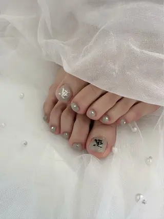 ネイル sara : salon ELVIのネイルデザイン