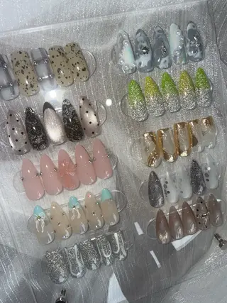 ネイル Color . Iwanoのネイルデザイン