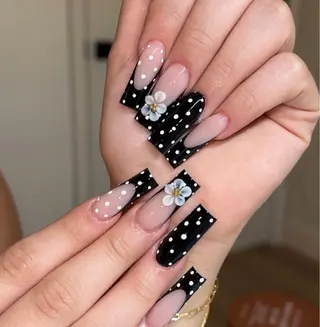 ネイル NiJi Nailsのネイルデザイン