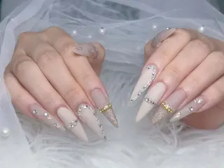 ロング カラー 波 なみのネイルデザイン