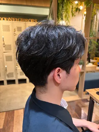 メンズ 鈴木 彩花のヘアスタイル