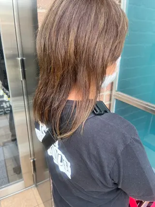 セミロング カラー パーマ ヘアアレンジ メンズ キッズ ネイル マツエク・マツパ アイブロウ 久木原 ゆりのヘアスタイル