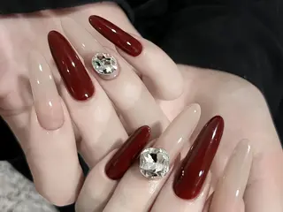 ネイル nana 🤍のネイルデザイン