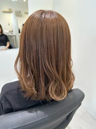 ミディアム Emuest心斎橋 SAKIのヘアスタイル