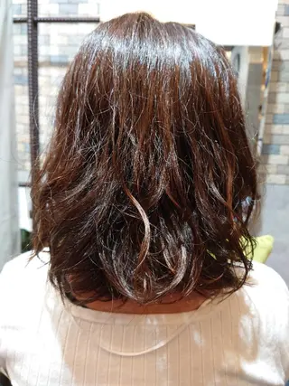 セミロング パーマ 浅野  勇貴のヘアスタイル