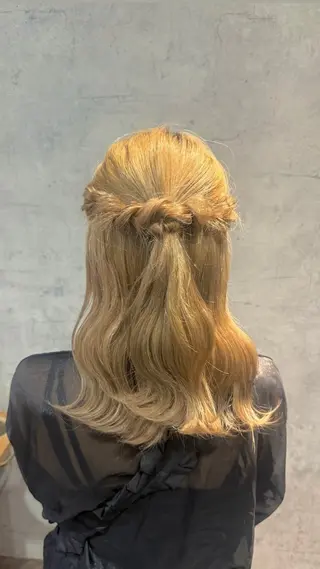 ミディアム 🎀ユズミ/ブリーチ /アレンジ🎀のヘアスタイル