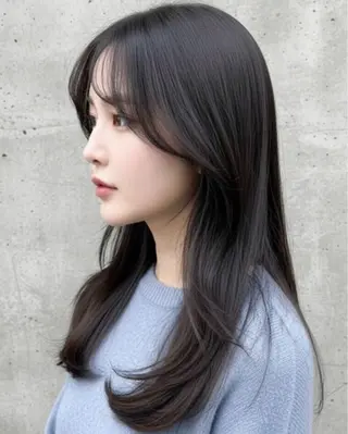 セミロング カラー モデル募集🫧 / mei 🍒 ✨のヘアスタイル