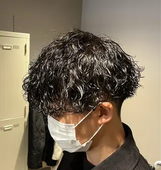 ミディアム パーマ メンズ 横浜駅メンズパーマ師 🌀岩﨑弘成🌀のヘアスタイル