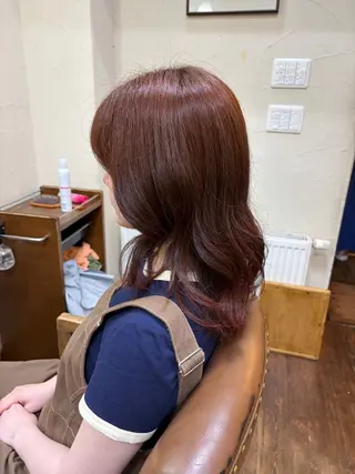セミロング カラー くどう りんかのヘアスタイル