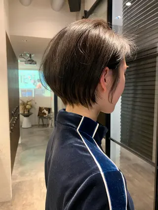 ショート カラー 🉐レイヤー/塩見 弘樹🉐渋谷のヘアスタイル