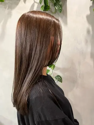 セミロング カラー 井手 咲乃のヘアスタイル