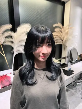 セミロング カラー ヘアアレンジ 💖韓国ヘアの匠 💖TAKUMI💖のヘアスタイル