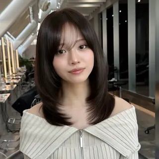 セミロング ウルフカット/ 髪質改善/大石晴也のヘアスタイル