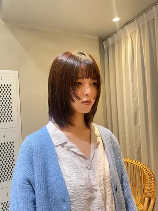 ミディアム 中村 玲音のヘアスタイル