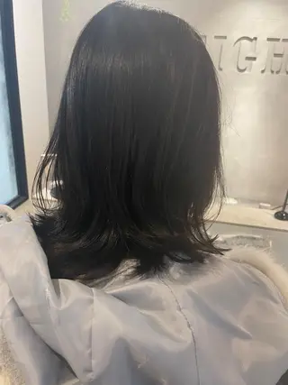ミディアム カラー EIGHT MAYUのヘアスタイル