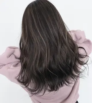 セミロング 山田 絵里菜のヘアスタイル