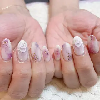 ネイル Nailsalon Liliesのネイルデザイン