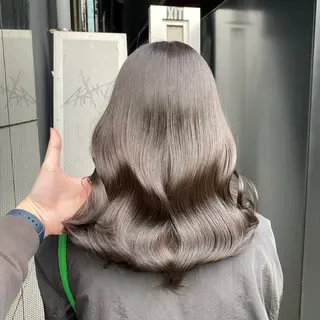 ロング カラー 山内 直英のヘアスタイル