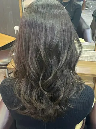 セミロング カラー 柴田 えいじのヘアスタイル
