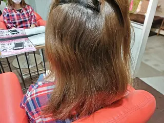 ロング パーマ パル__レイヤー/パ ーマ/デザインカラーのヘアスタイル