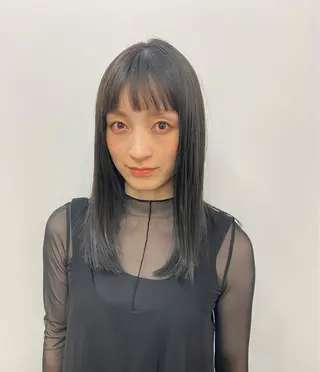 セミロング ブリーチカラー急募✨ KENICHIのヘアスタイル