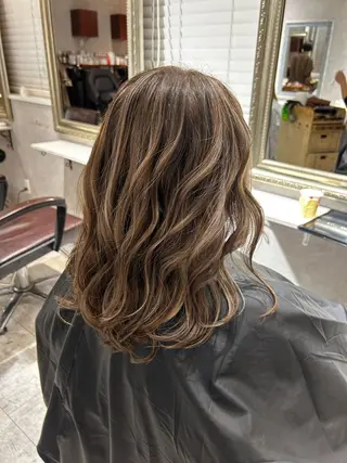 ロング ブリーチ🐰インナー ♡ハイライト♡綾🐰のヘアスタイル