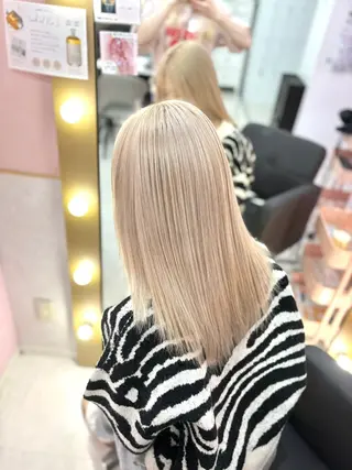 ミディアム カラー 甘ふわgirly🎀 ハイトーン🤍Ramのヘアスタイル
