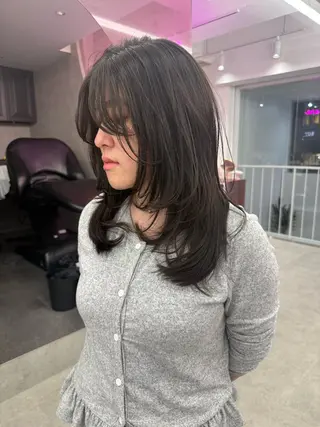 ミディアム 中野 光瑠のヘアスタイル
