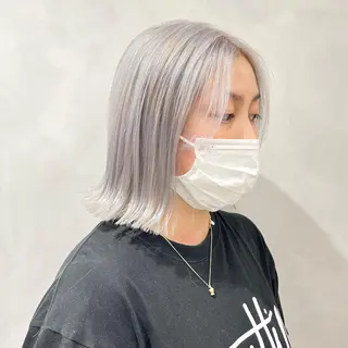ショート カラー 🩵ブリーチカラー MIORI🩵のヘアスタイル