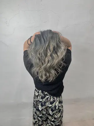 ミディアム カラー パーマ ヘアアレンジ メンズ まつげと眉 Meliaのマツエク・マツパデザイン