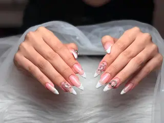 ネイル Cloudy Chan Nailのネイルデザイン