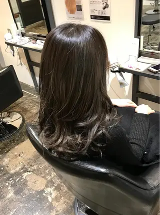 セミロング カラー Neale.♡ ROLA京橋のマツエク・マツパデザイン