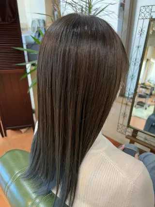 セミロング カラー 石井 佑樹のヘアスタイル
