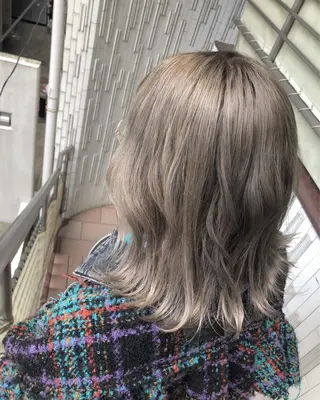 ミディアム カラー 🍊新宿南口🍊 ERINAのヘアスタイル
