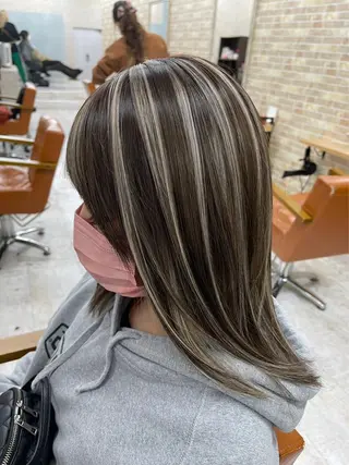 ミディアム カットモデル募集 ✨MIAのヘアスタイル