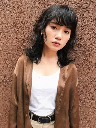 ミディアム カラー パーマ ヘアアレンジ 松田 亮葉のヘアスタイル